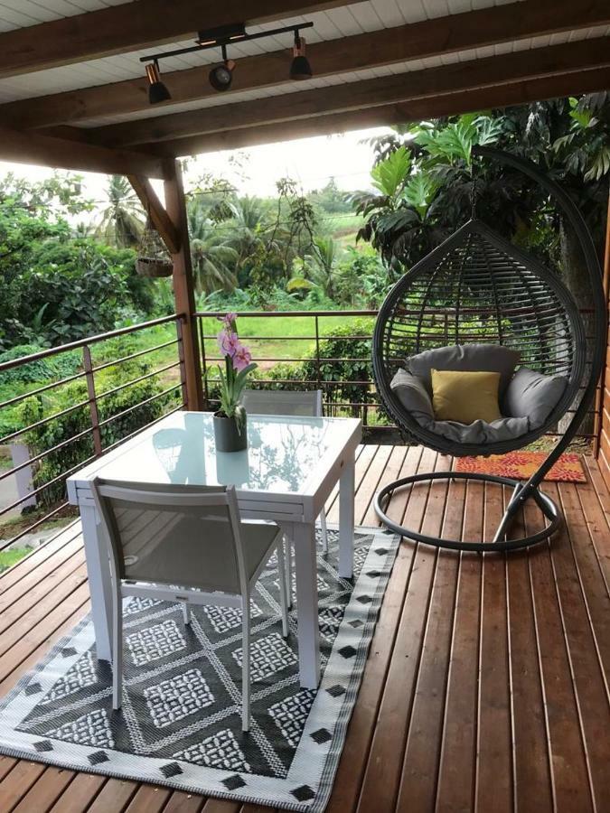 Charmant Bungalow Au Coeur De L'Ile Baie-Mahault Ngoại thất bức ảnh